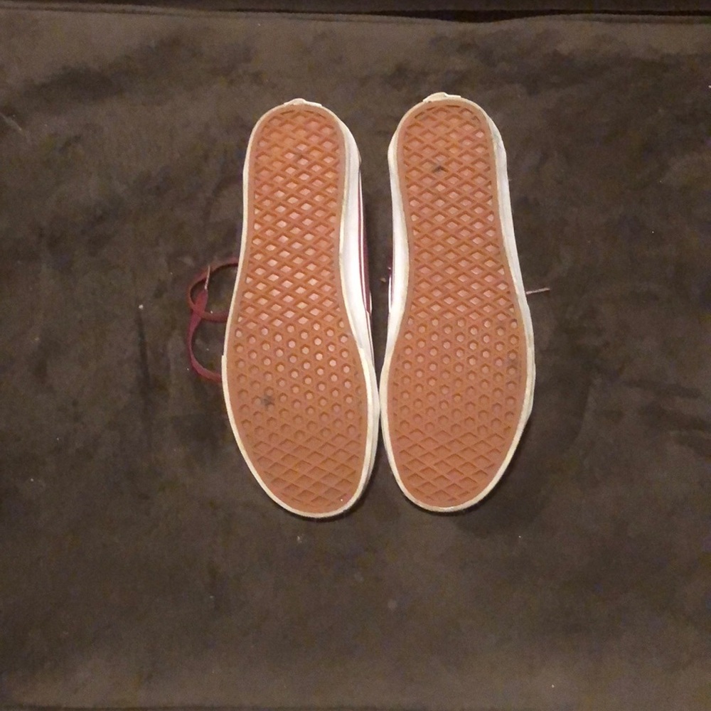 Burgundy/white Vans